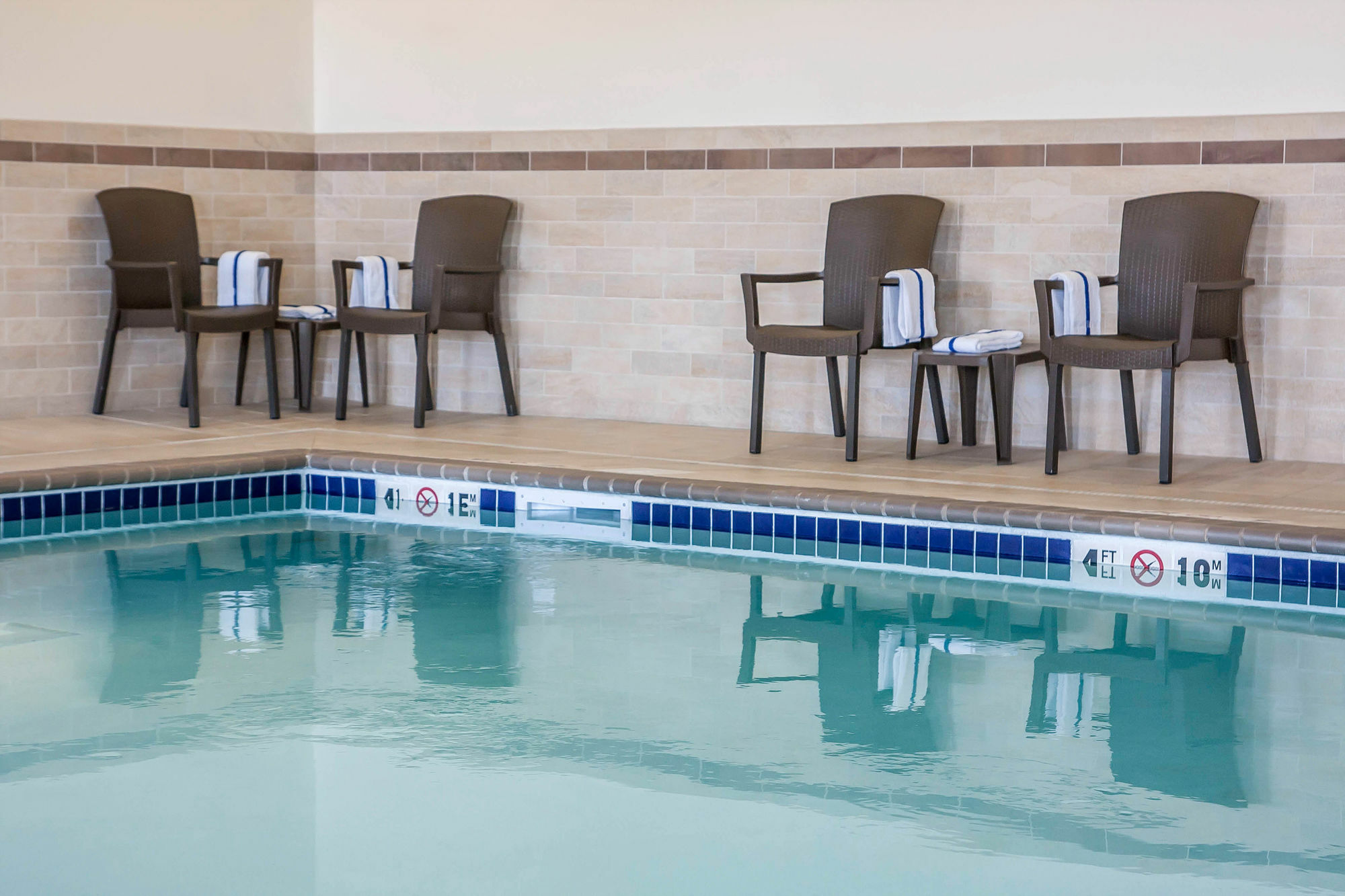 Sleep Inn & Suites Devils Lake Extérieur photo